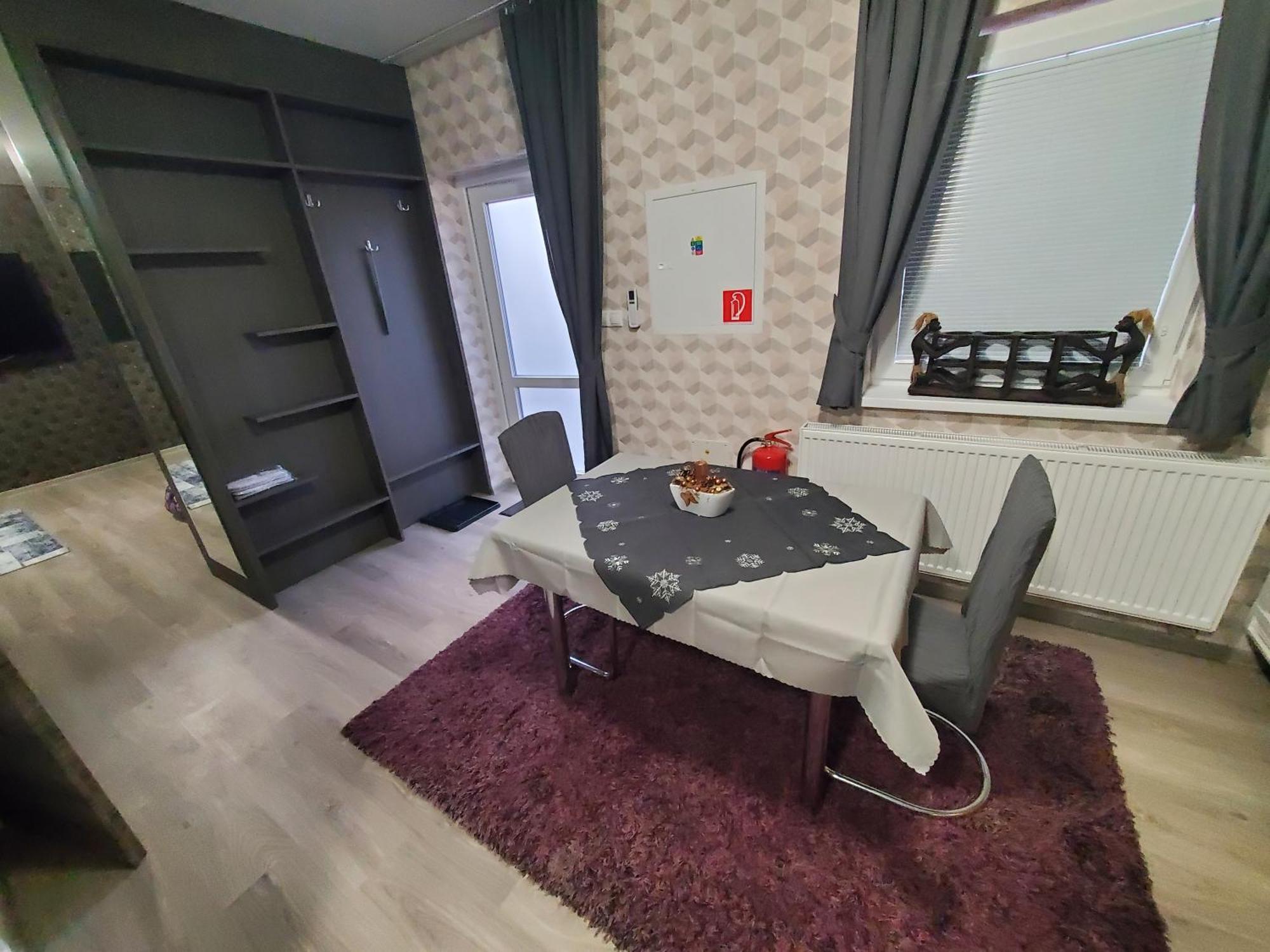 Valla Penzion & Restauracia Malacky Esterno foto