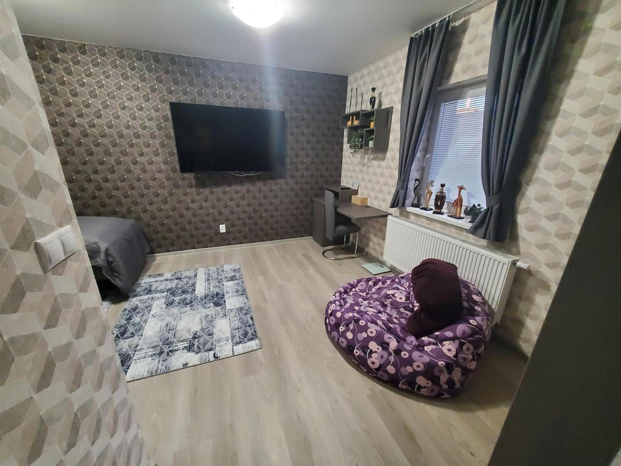 Valla Penzion & Restauracia Malacky Esterno foto